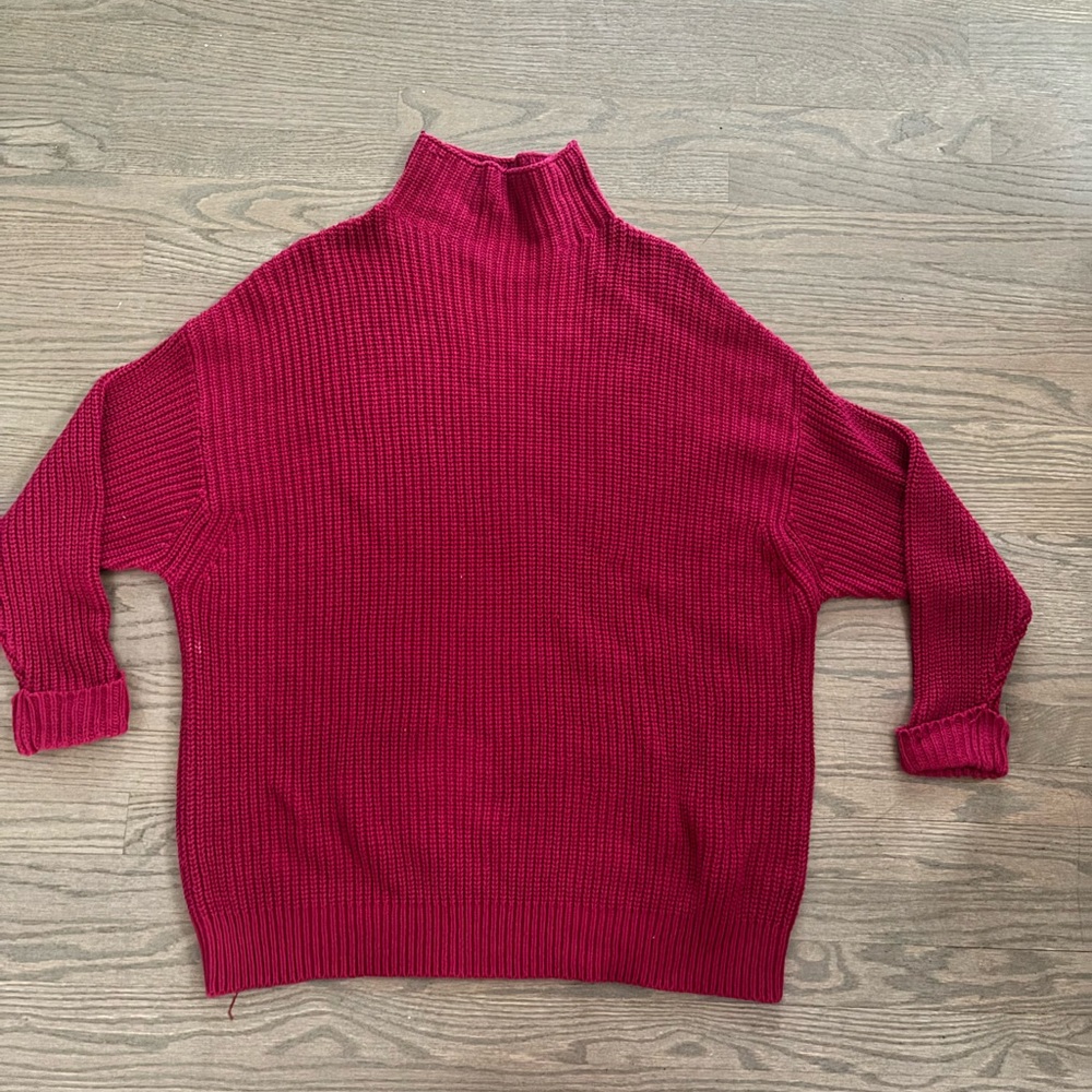 American Eagle Red Mock neck sweater women’s size large xl